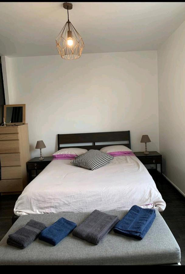 Ferienwohnung Massi'Z Neuilly-sur-Marne Exterior foto