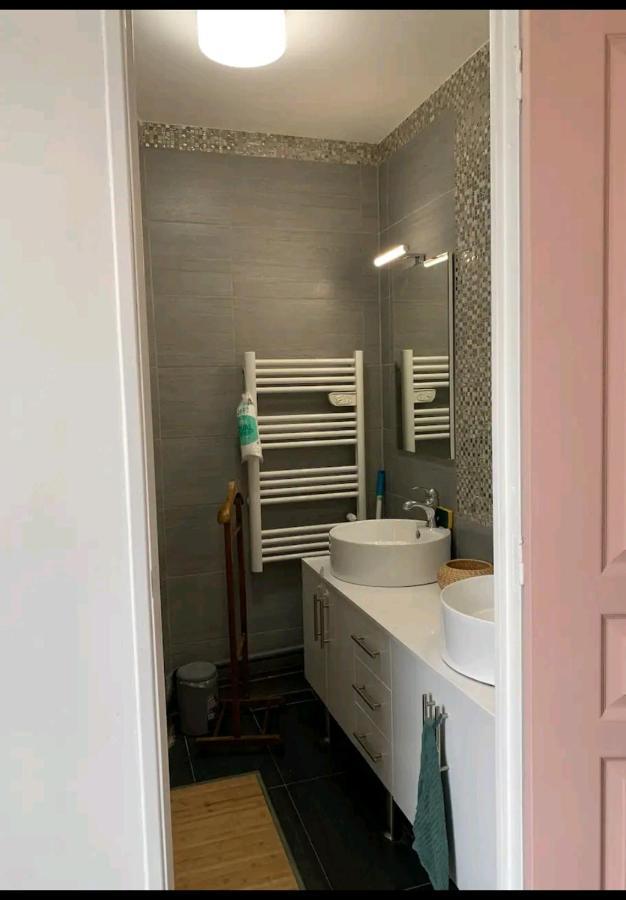 Ferienwohnung Massi'Z Neuilly-sur-Marne Exterior foto